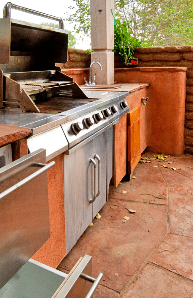 Outdoor Kitchen 2