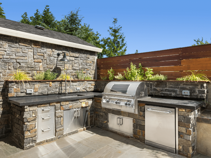 Outdoor Kitchen